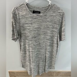 Men’s PacSun long cut t-shirt